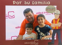 Por-su-familia-10